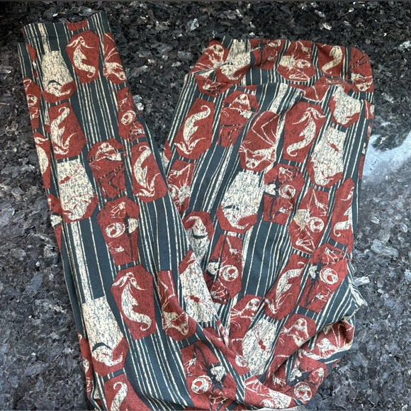 LuLaRoe Disneys Nightmare Before Christmas Leggings Plus Size 1X TC Tall & Curvy - Picture 1 of 12